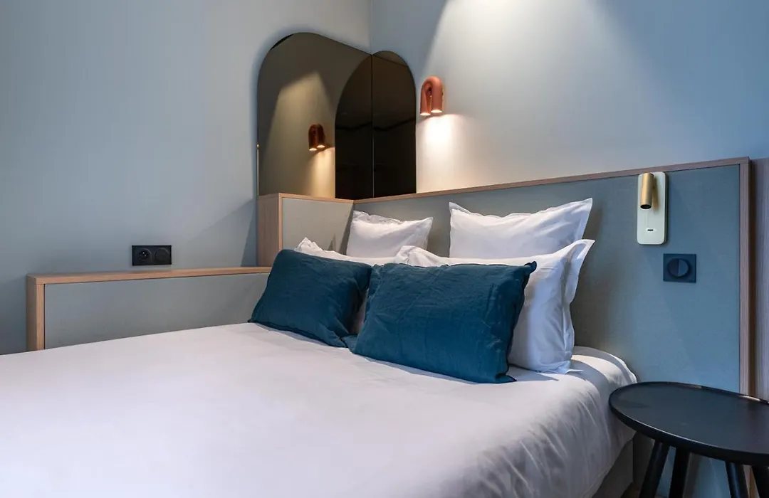 O.Lysee Hotel-1