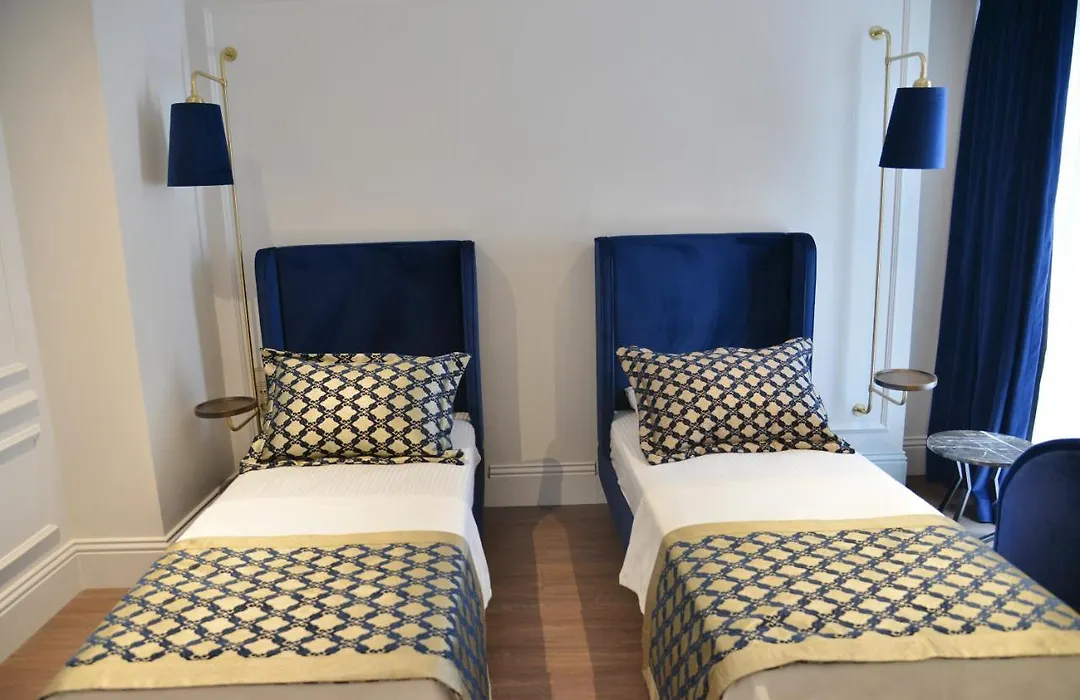 A11 Hotel Exclusive-1