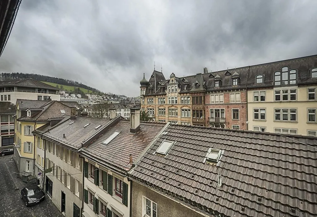 Hotel Weisses Kreuz-1