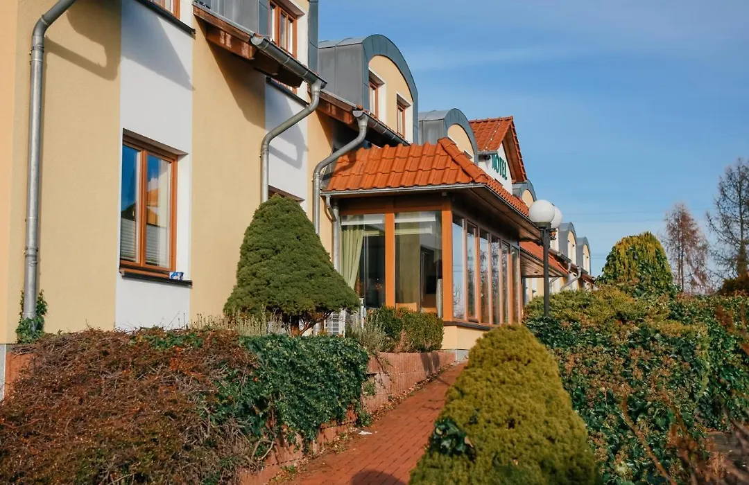 Landhotel Dresden-1