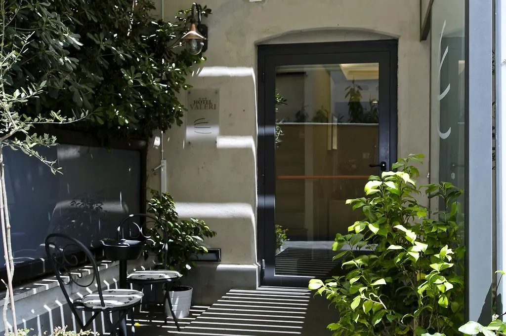 Hotel Valeri-1