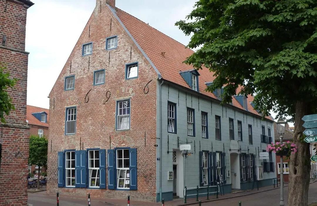 Hohes Haus-1