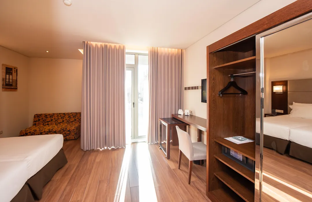 Eurostars Oporto-1