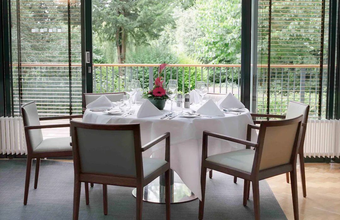 Herbert Park Hotel&Park Residence-1