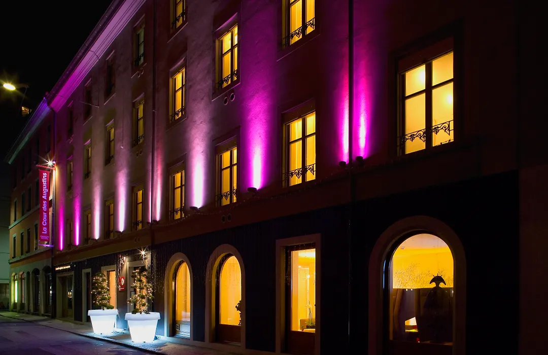 La Cour Des Augustins Boutique Gallery Design Hotel-1