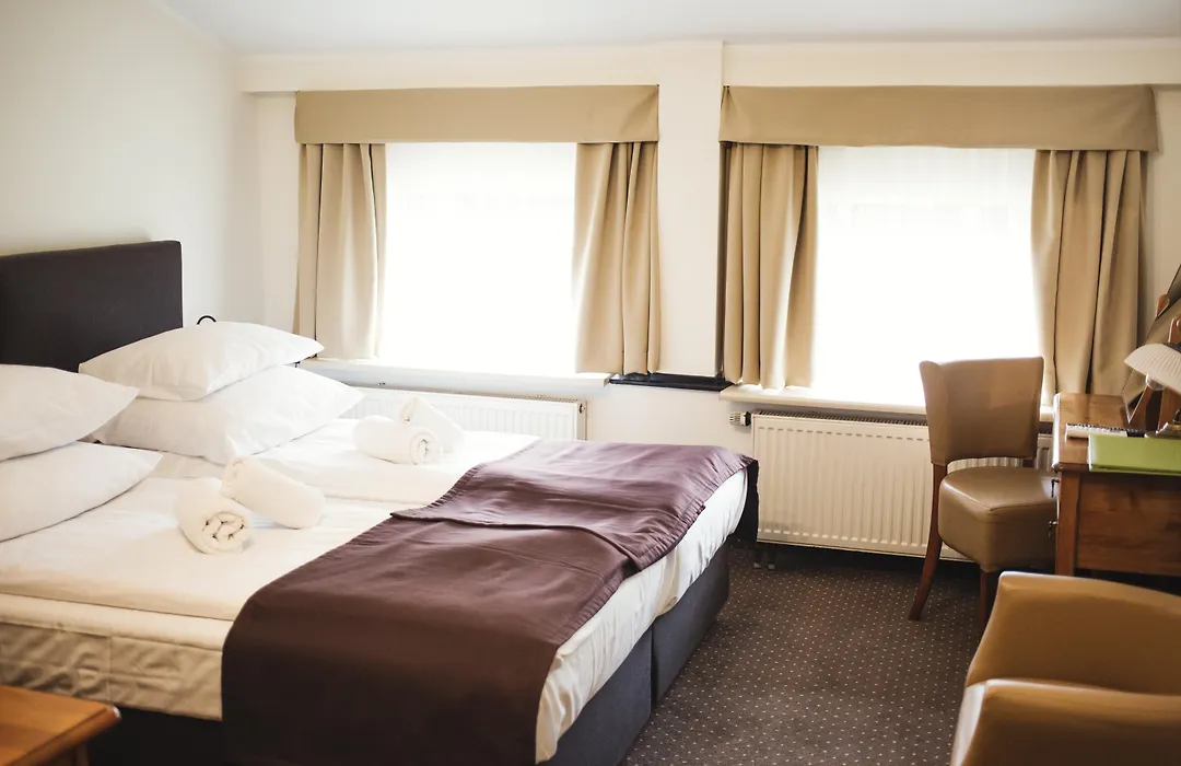 Hotel Eden-1