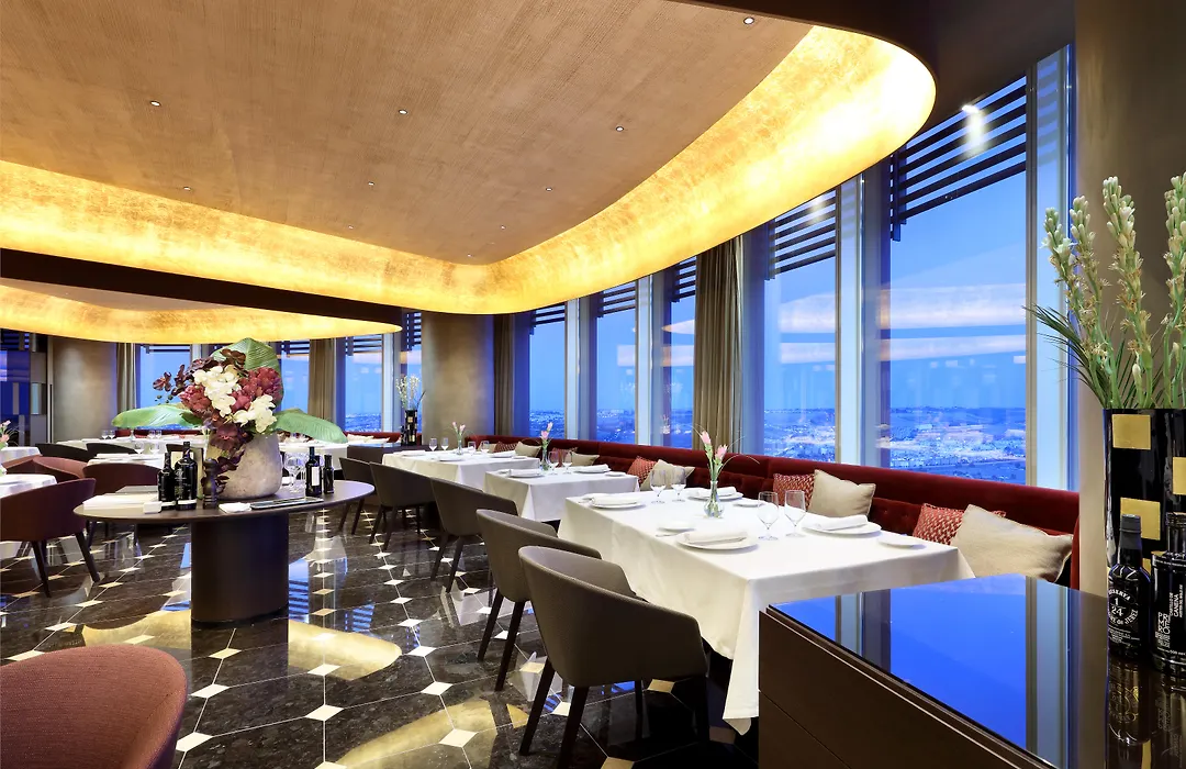 Eurostars Torre Sevilla-1