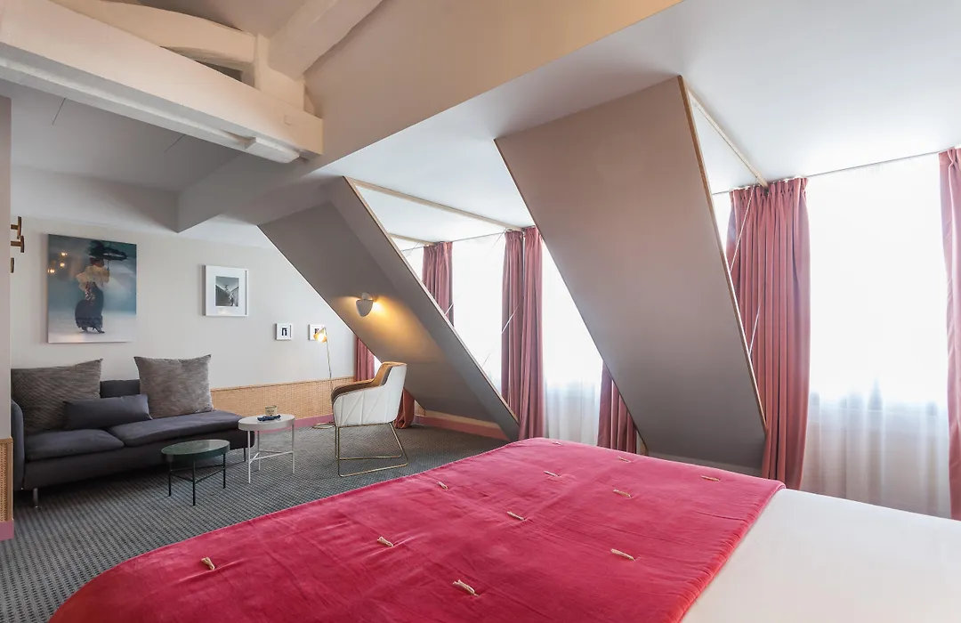 Handsome Hotel-1