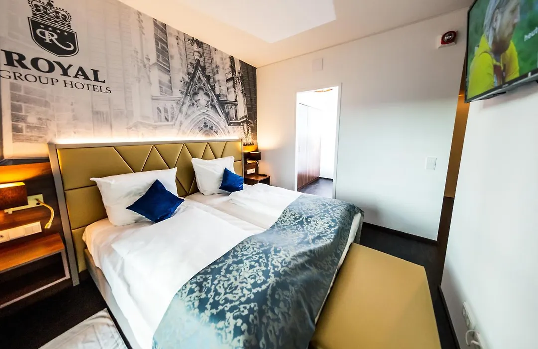Best Western Plus Royal Suites-1