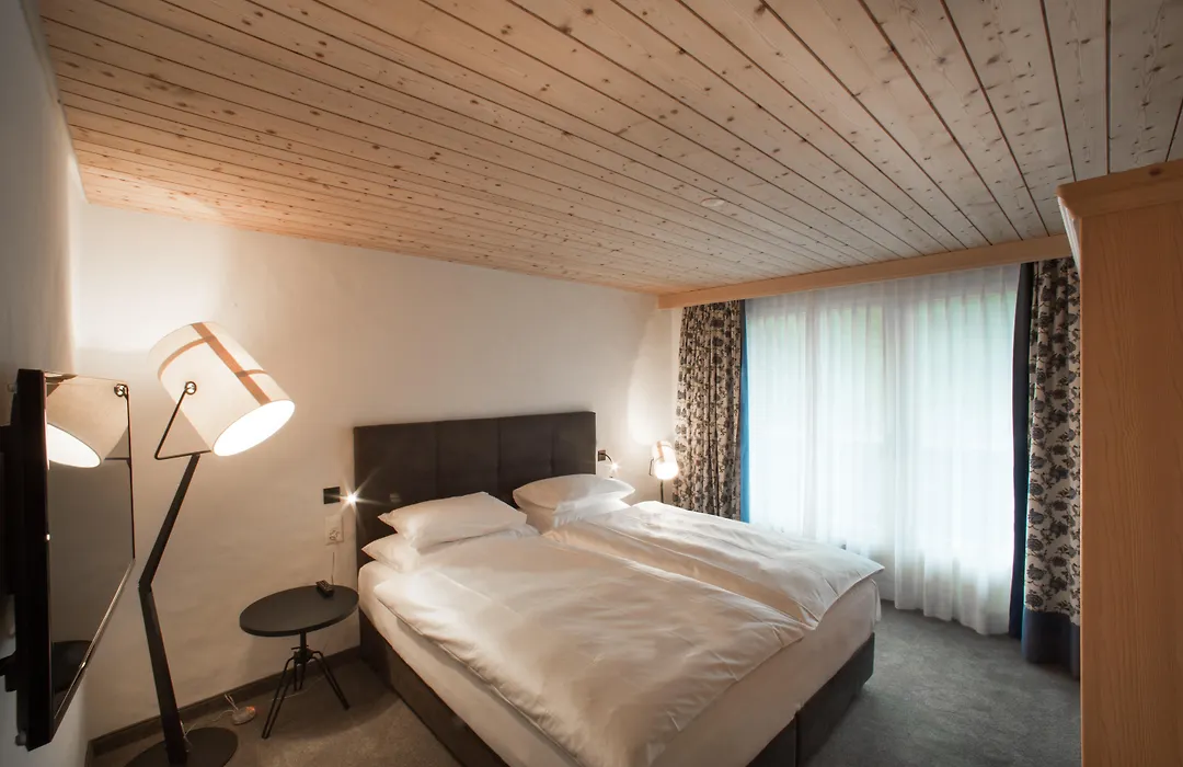 Bernerhof Swiss Quality Hotel Gstaad-1