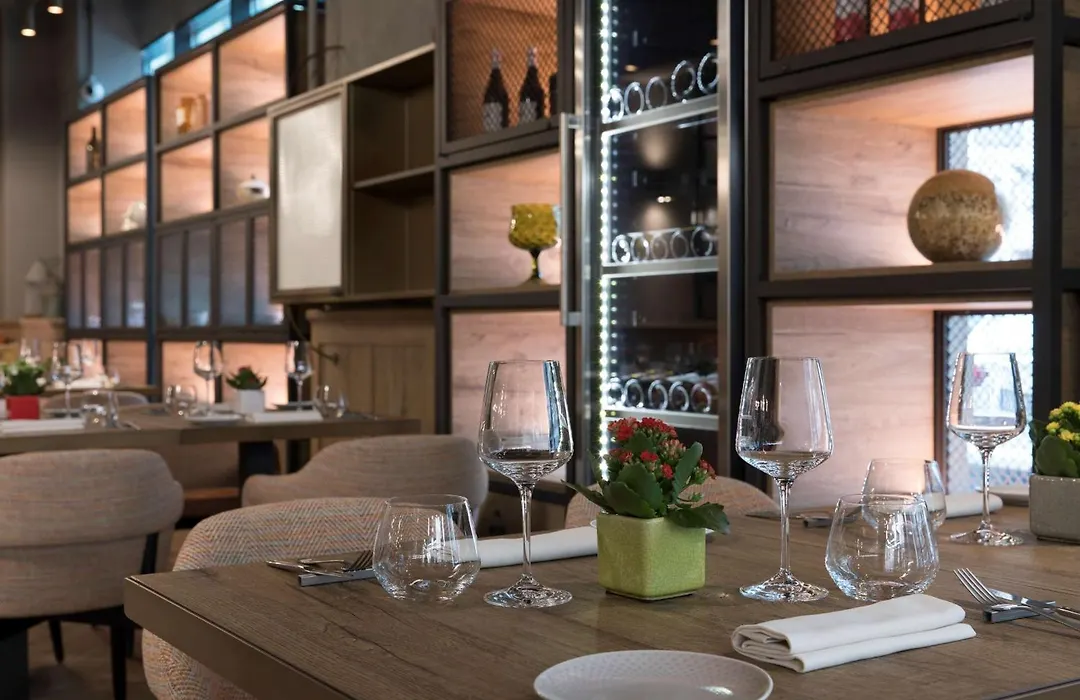 Doubletree By Hilton Rome Monti-1