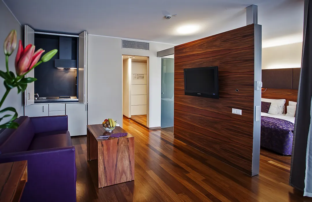 Pakat Suites-1