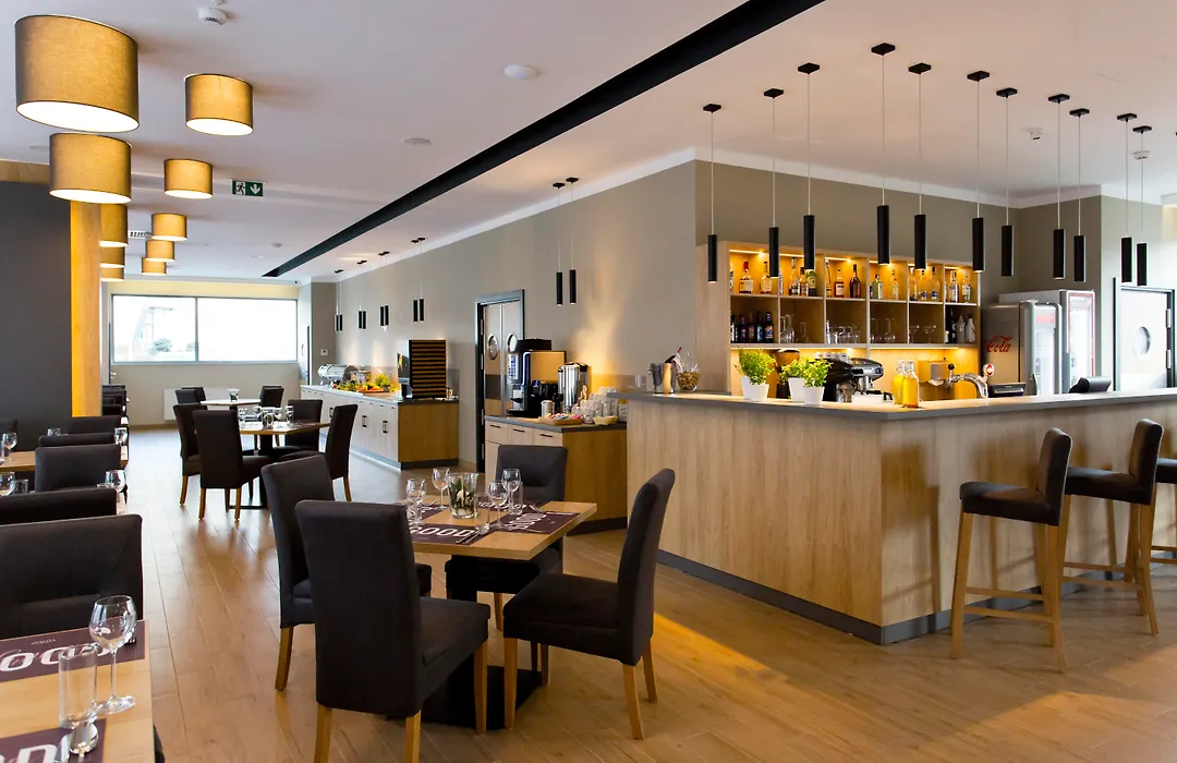 Hotel CONRAD Comfort-1