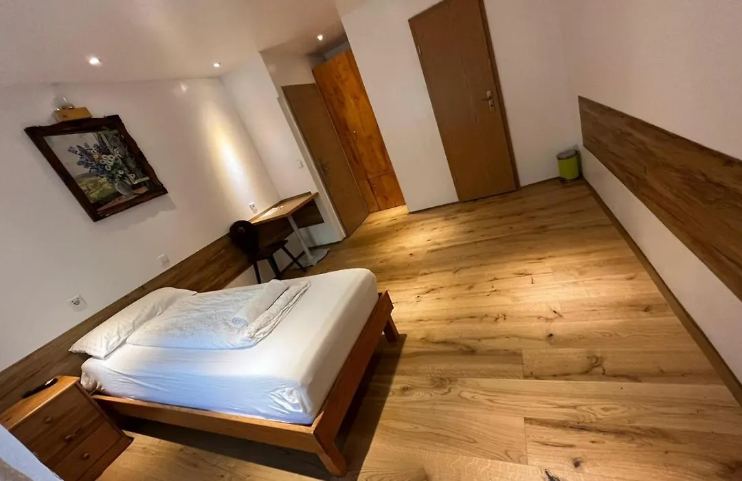 TU Ferienzimmer in Ulm Stadtmitte-1