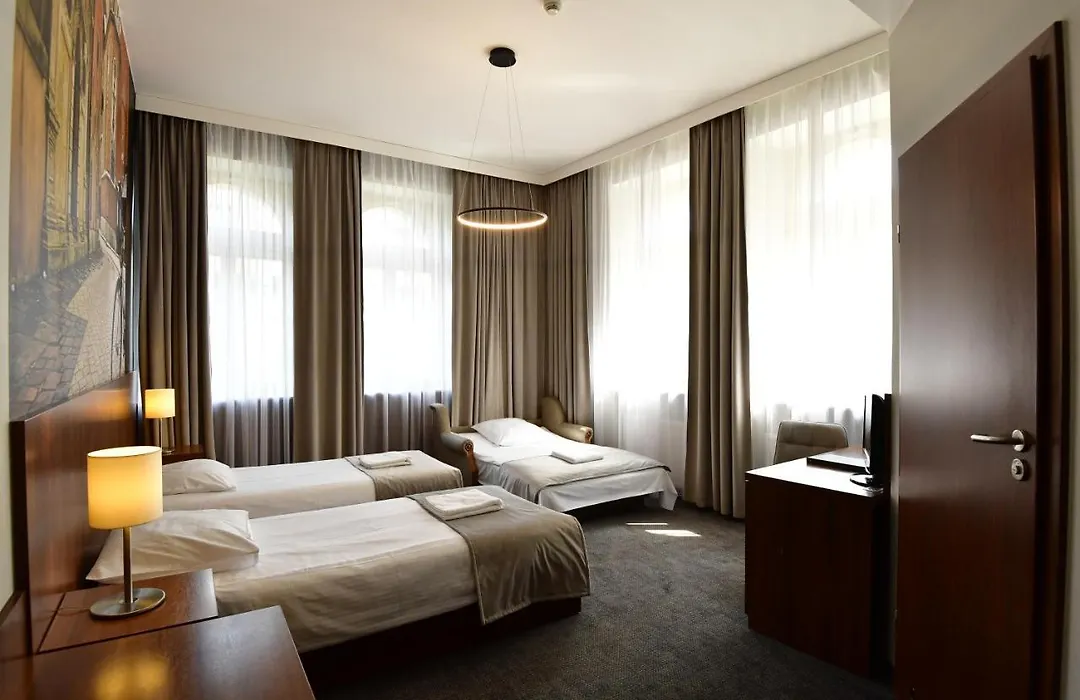 Hotel Downtown Krakow-1