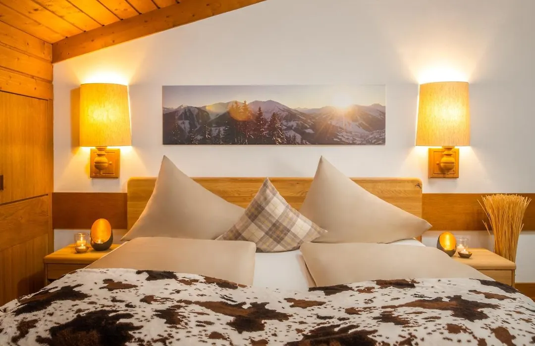 Hotel-Pension Schattberg-1