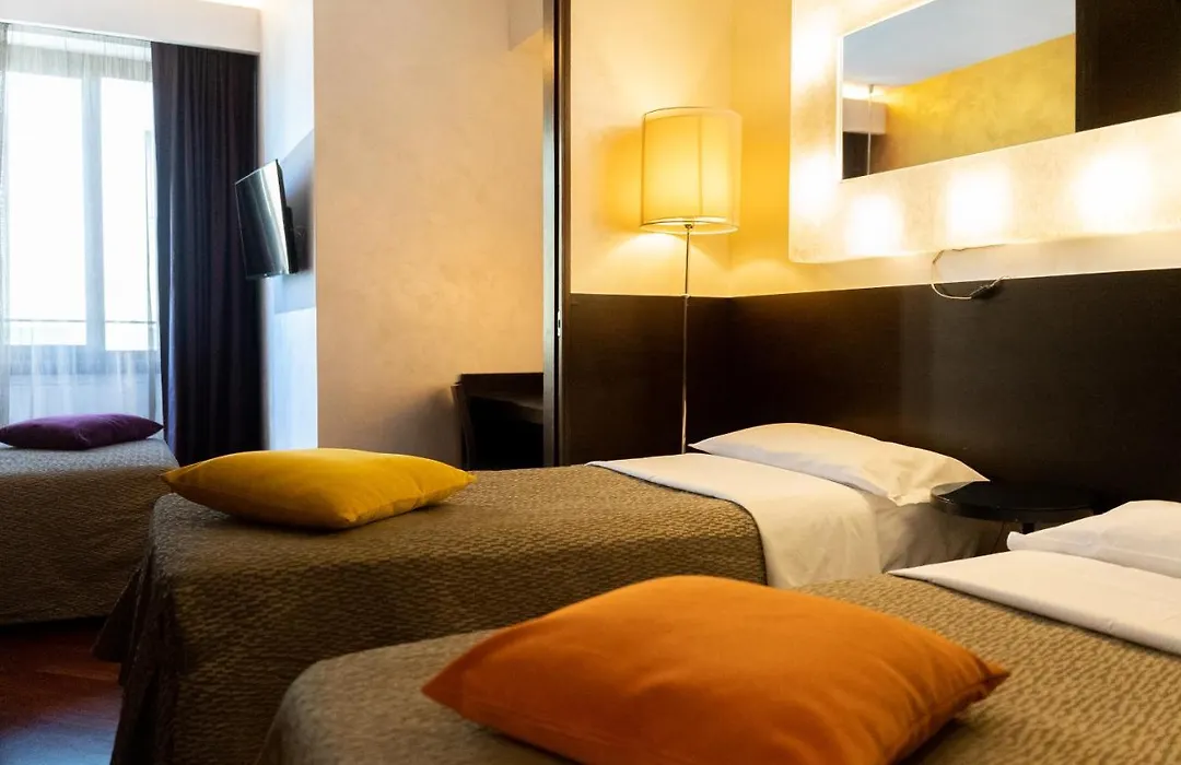 Hotel Re Di Roma-1