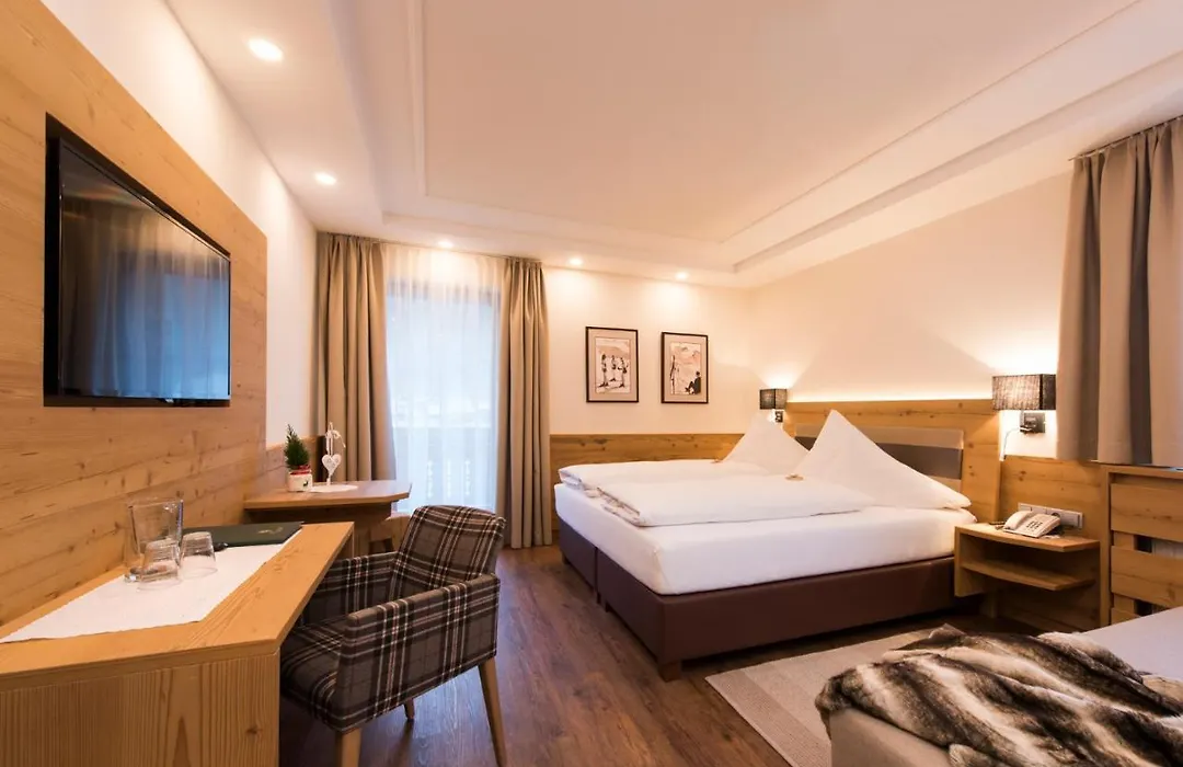 Hotel Brunnenhof-1