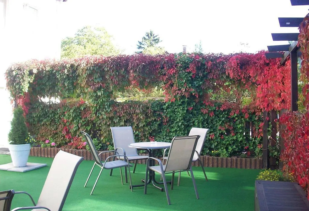 Apartmentpension Am Krongut-1