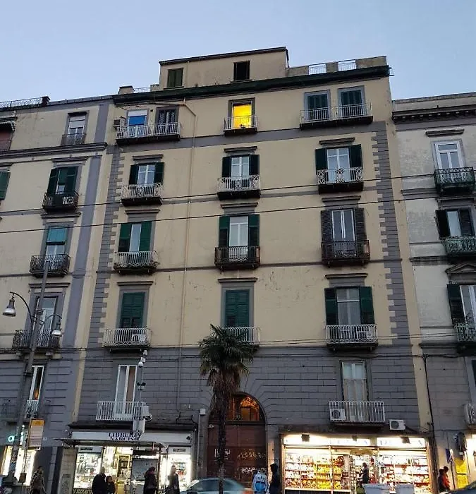 61 Piazza Cavour Napoli-1