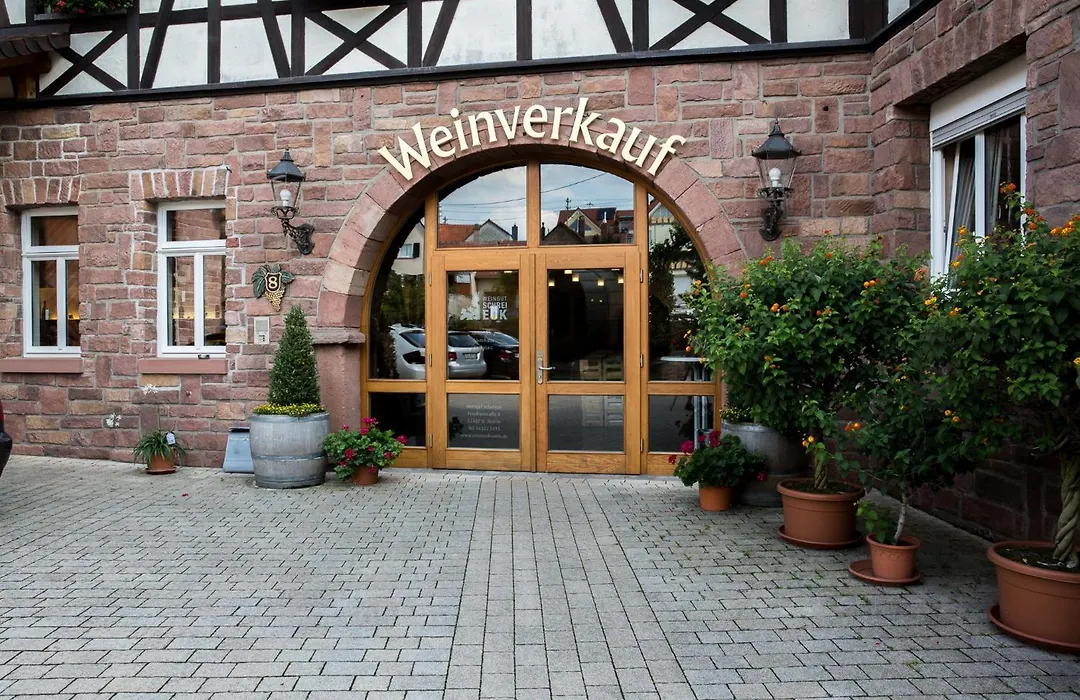 Weingut Schreieck VINOTEL&GUTSHAUS-1