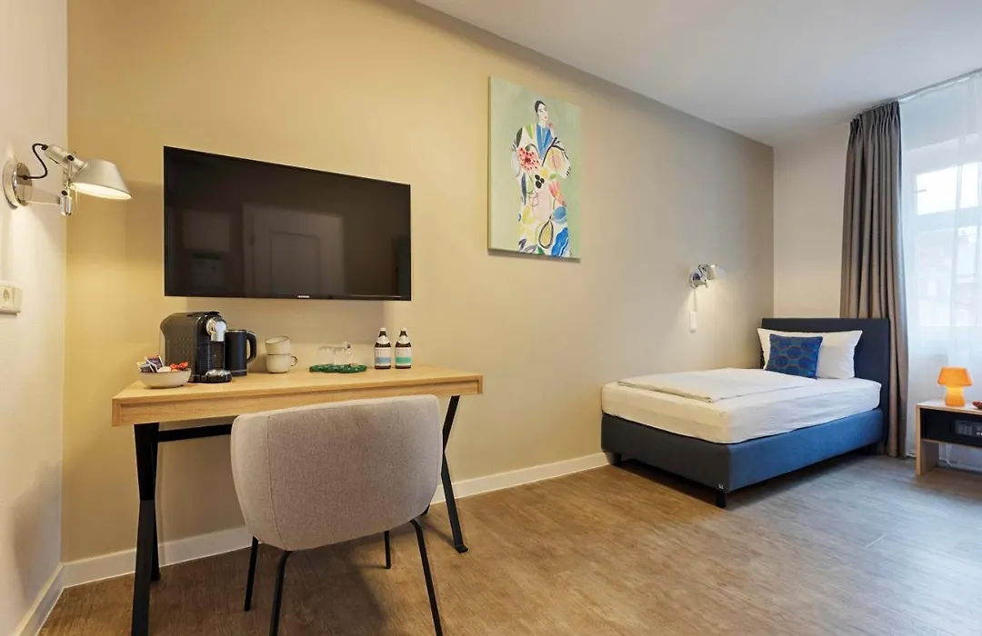 Hotel Zur Stadt Mainz in Würzburger Innenstadt-1
