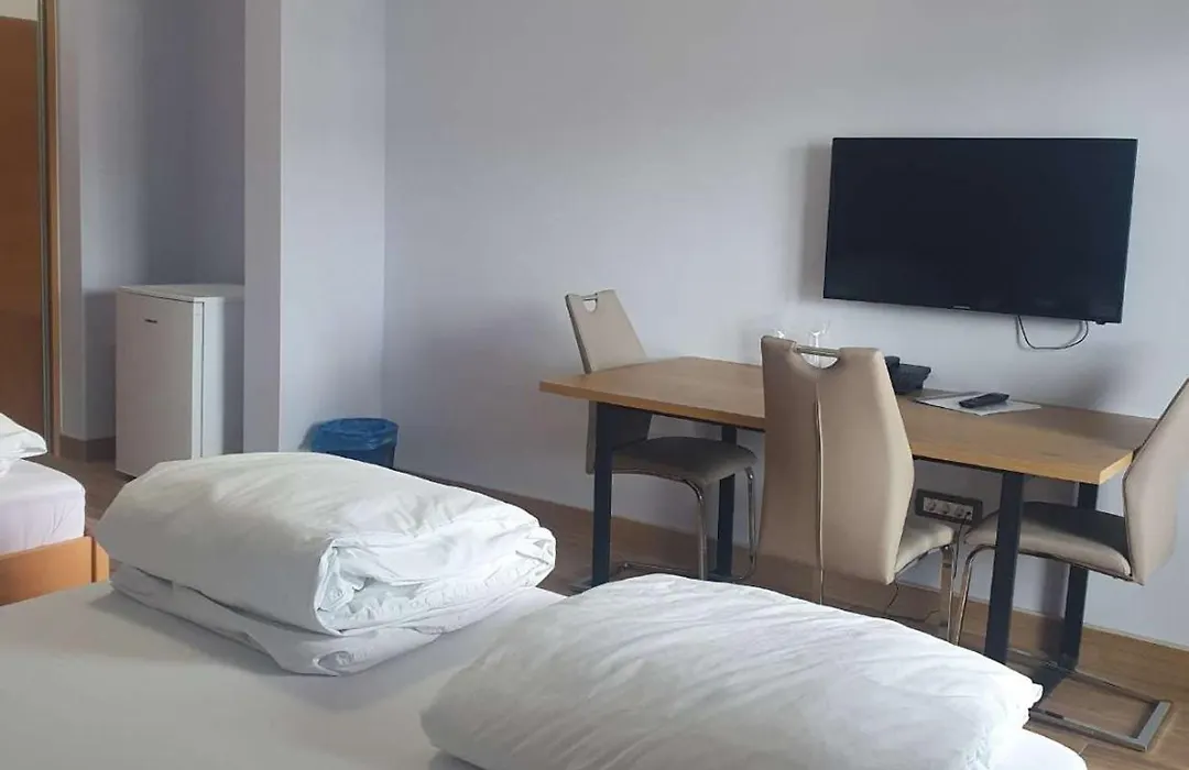 Hotel Europa-1