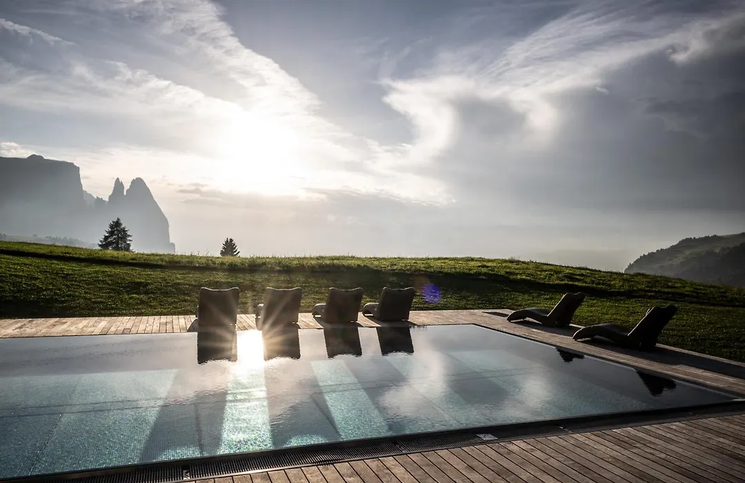 Hotel Santner Alpine Sport&Relax-1