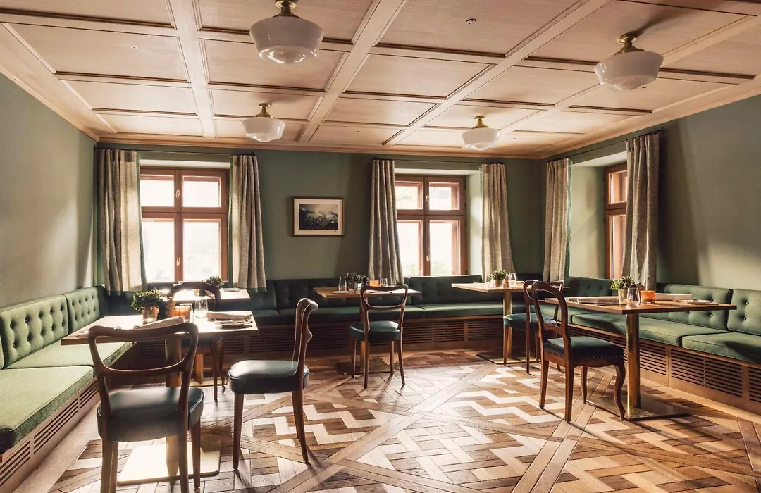 Posthotel Taube-1