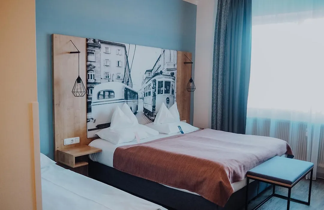 Levy'S Rooms & Breakfast-1