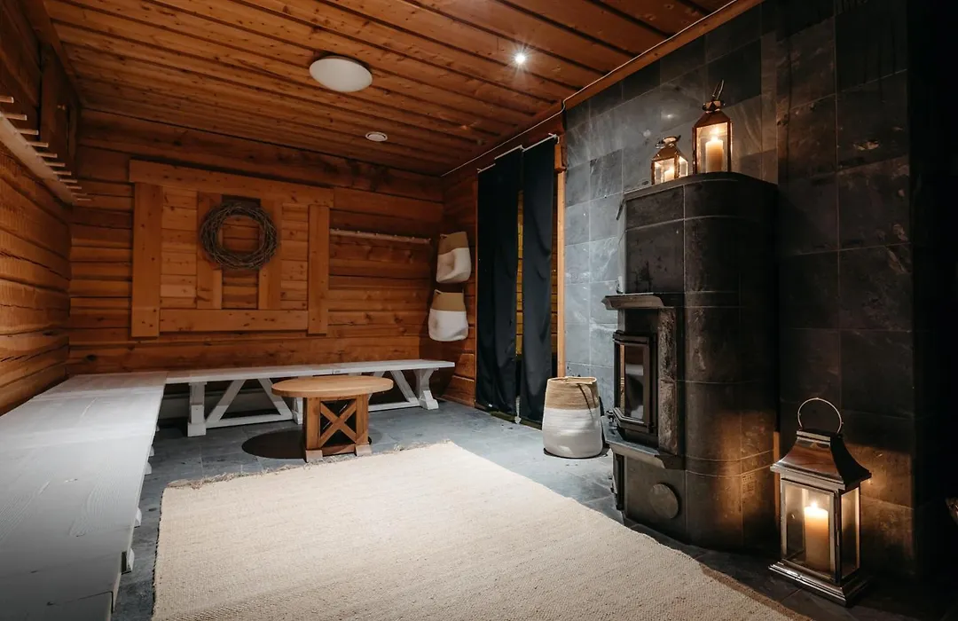 Lapland Hotels Ounasvaara Chalets-1