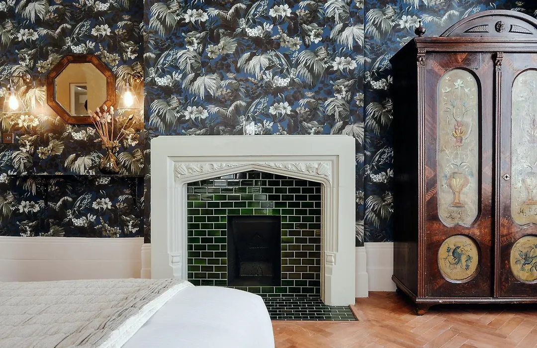 The Black Lion Pub & Boutique Guesthouse-1