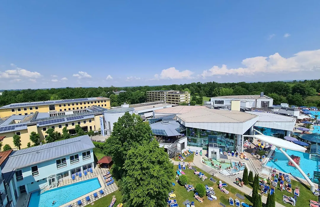 Thermenhotel Tannenhof - Ihr Wohlfühl-Hotel-1