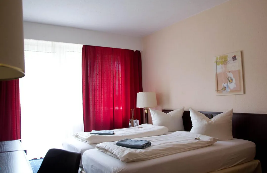 Hotel Senator-1
