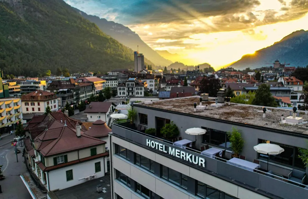 Hotel Merkur - West Station Lodge-1