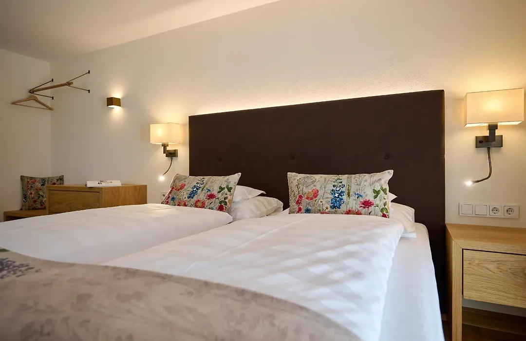 Hotel Garni Schneider-1