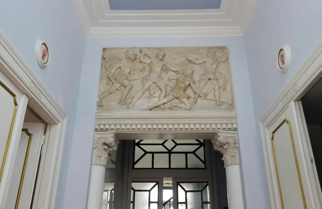 Domus Monami Luxury Suites-1