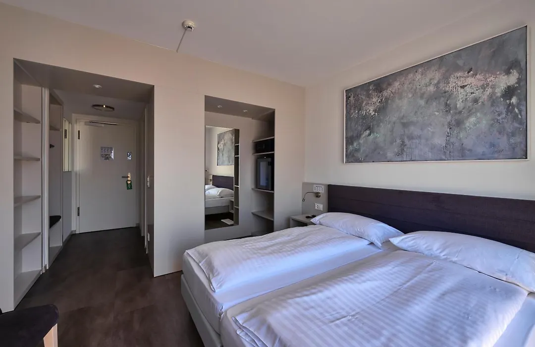 Hotel Luna Garni-1