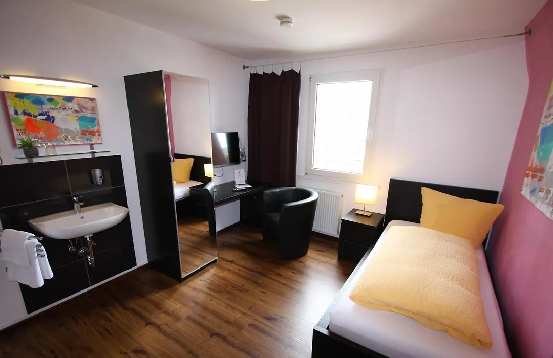 Stadthotel Kleiner Berg-1