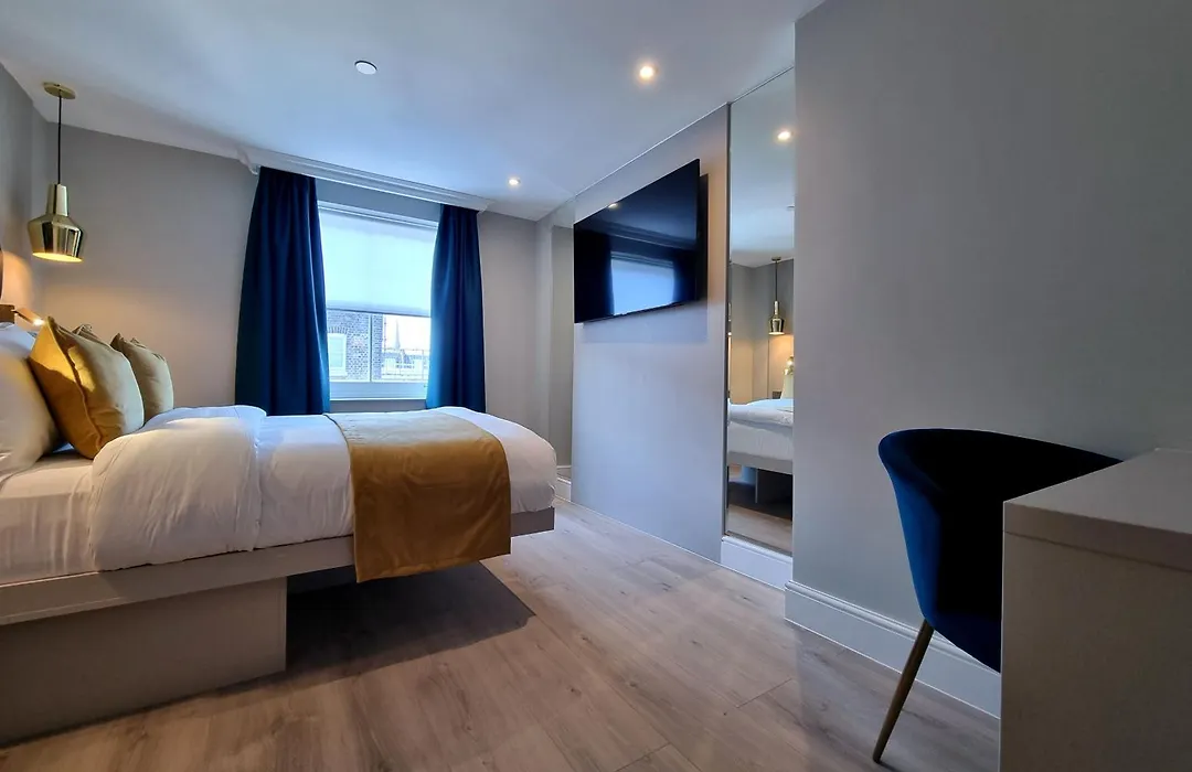 NOX Kensington Gardens-1