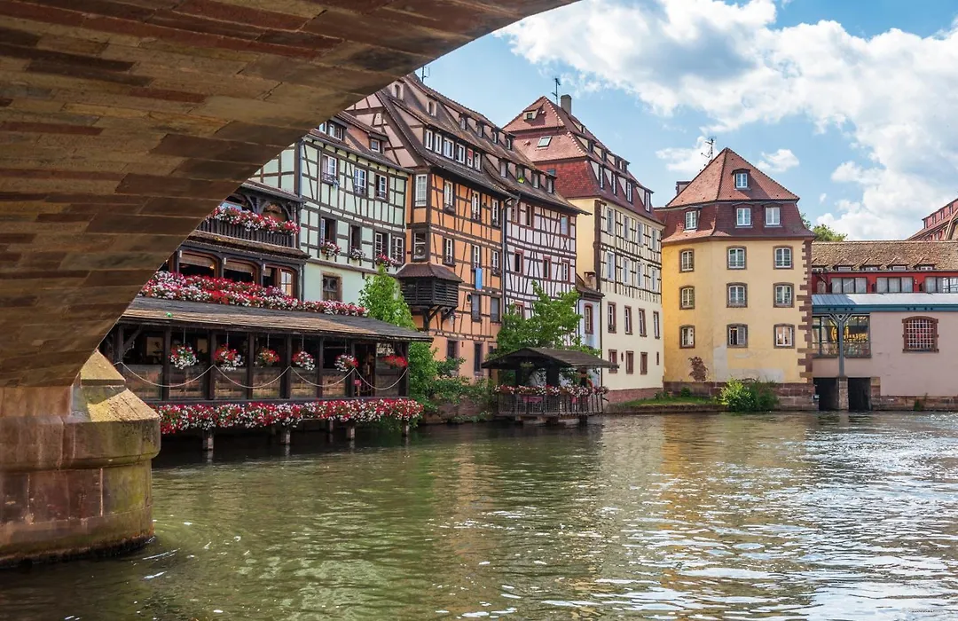 Cerise Strasbourg Appart Hotel-1