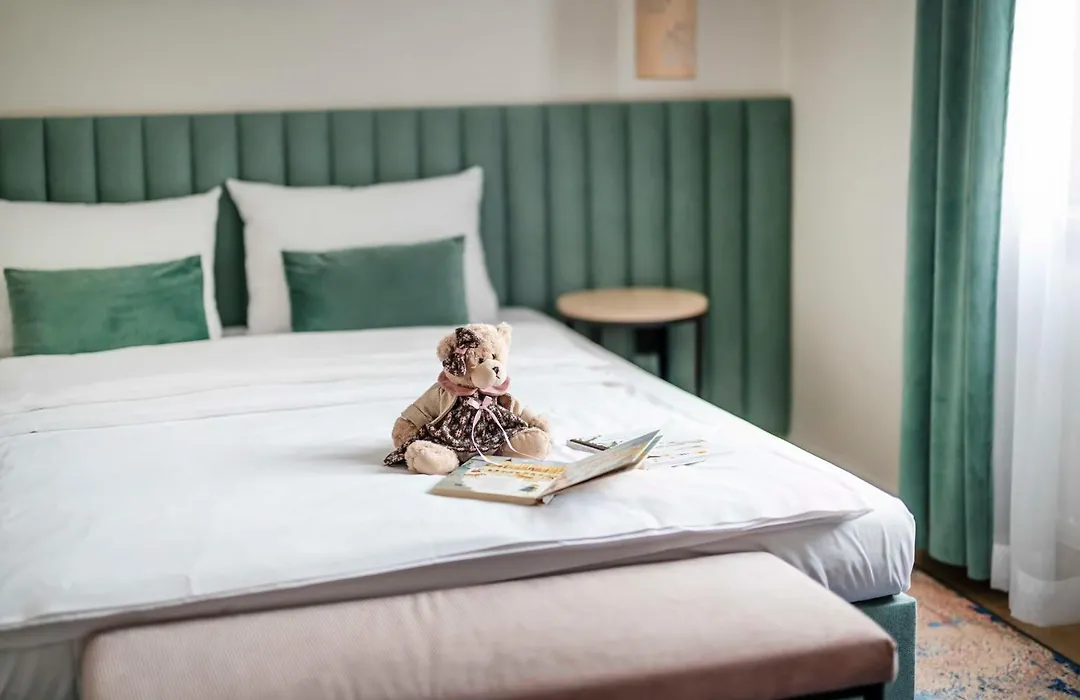 Hotel H12****-1