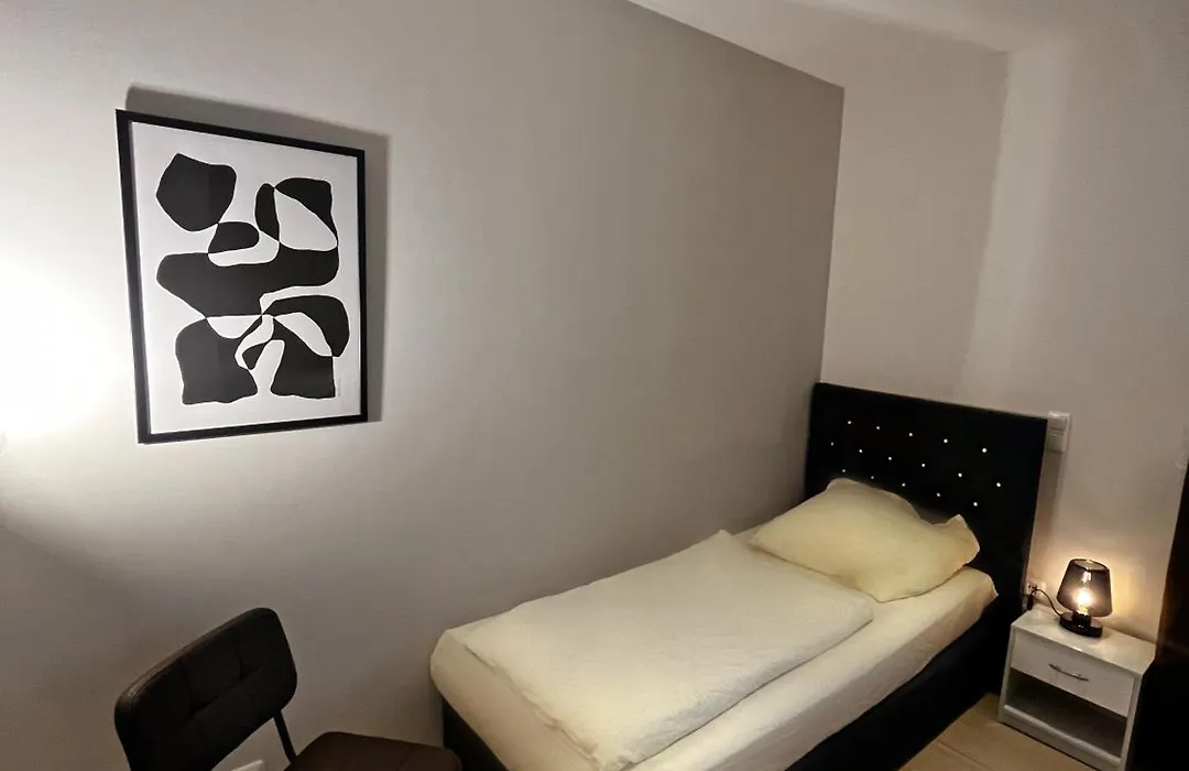 Mala Me Hotel-1