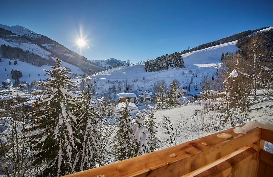 AlpenParks Hotel&Apartment Sonnleiten-1