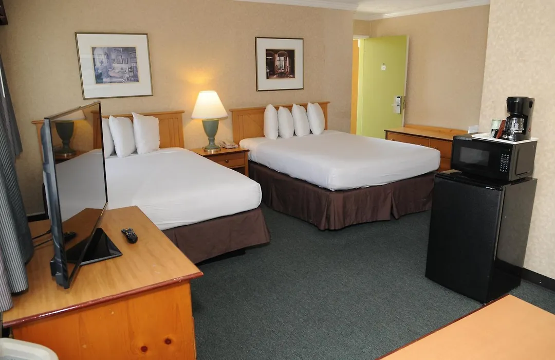 Civic Center Motor Inn-1