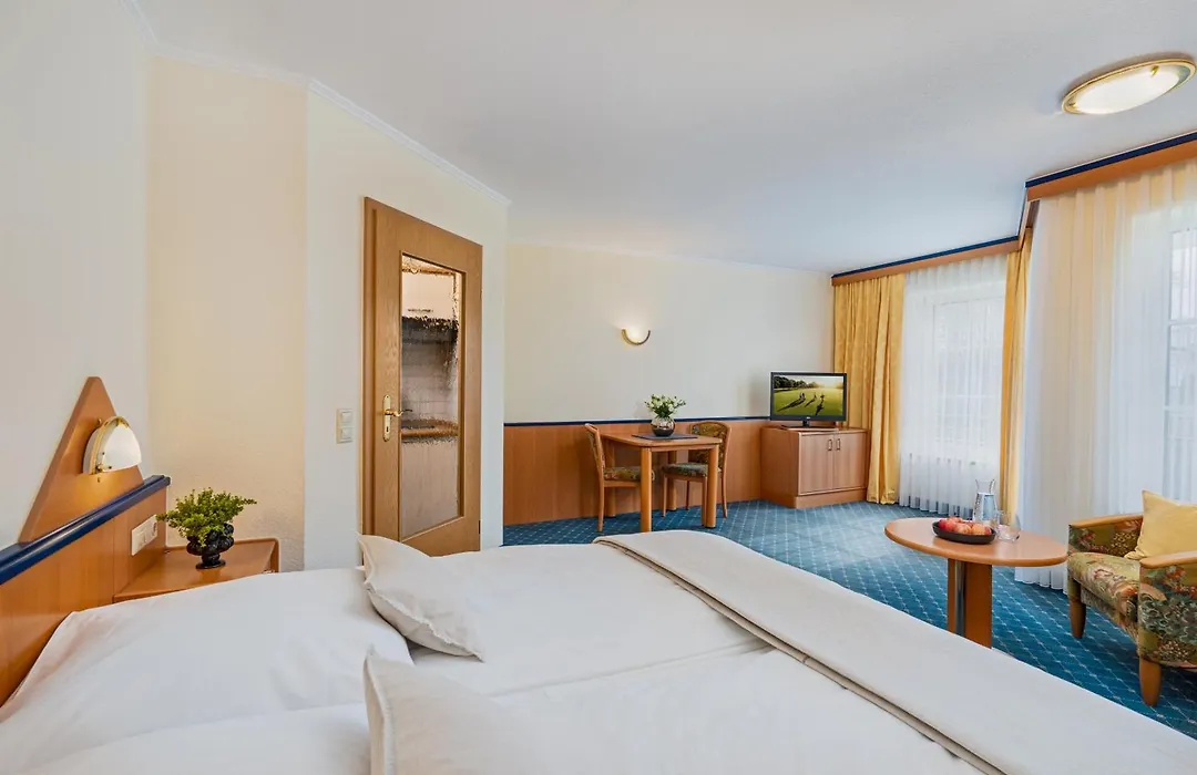 Hotel Riedenburg-1