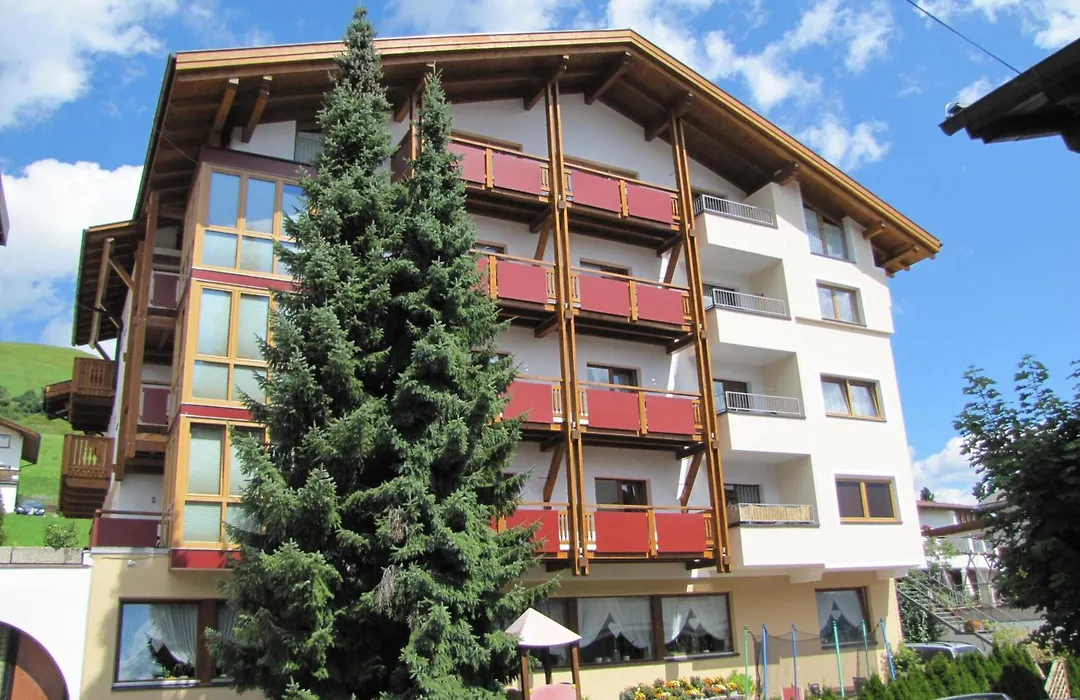 Hotel Garni Lawens-1