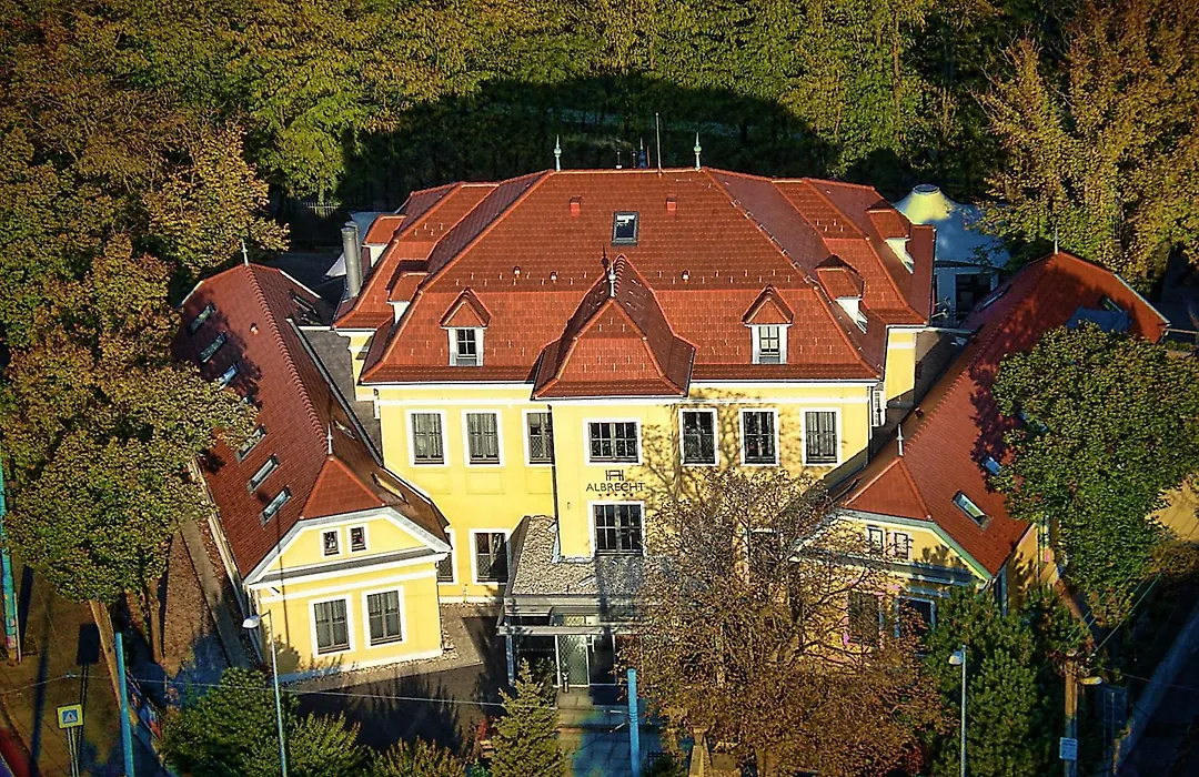 Hotel ALBRECHT-1