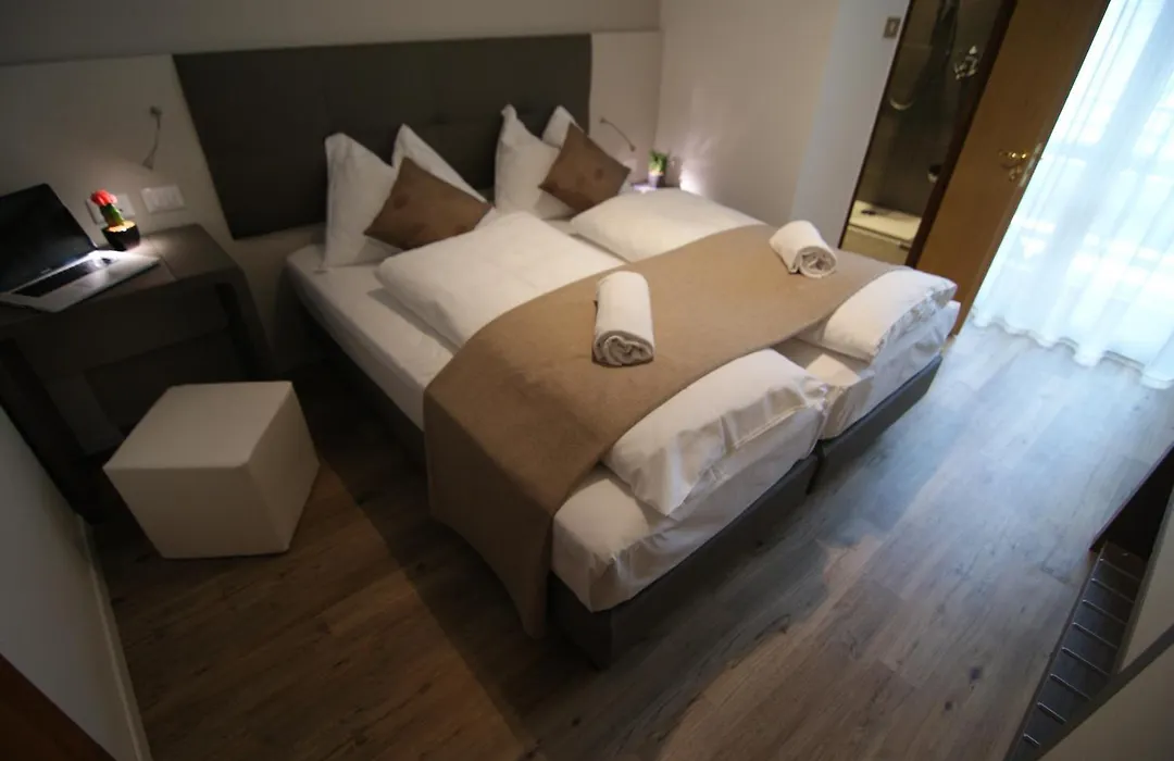 Hotel Raffl-1