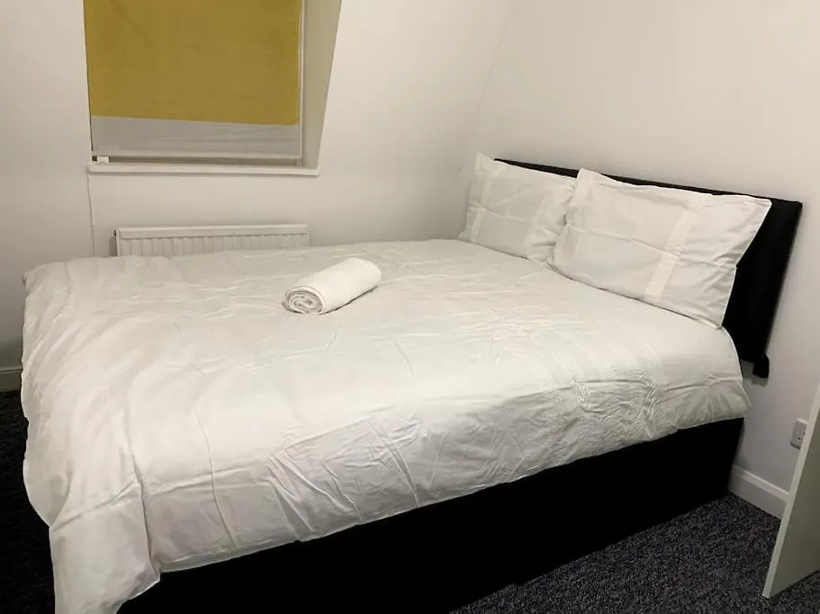 Warren Street Guest House-1